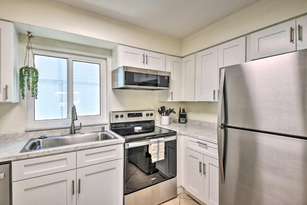 Family Friendly Oceanfront Condo with Pool!